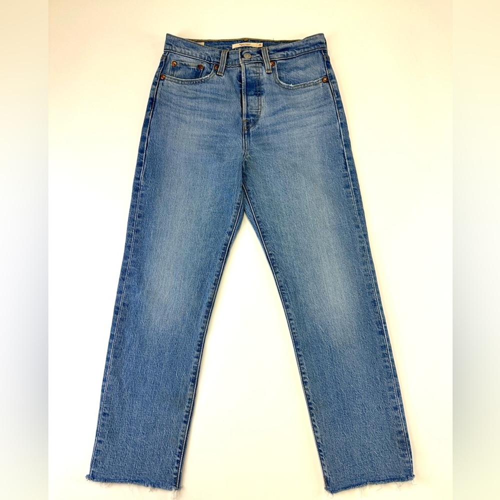 Levis Wedgie Straight Womens Jeans 25in Tango Hustle Raw Hem Normcore Denim